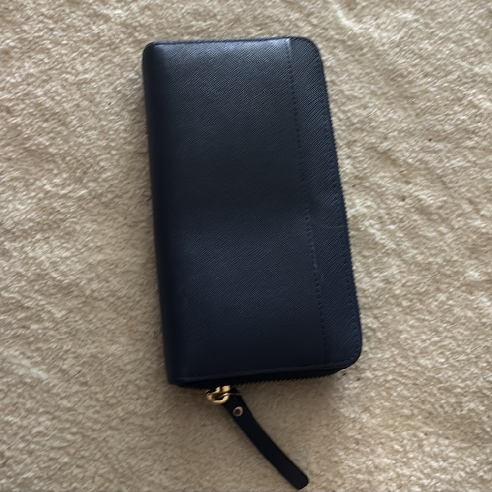 Kate Spade Dark Blue Wallet - Picture 7 of 7